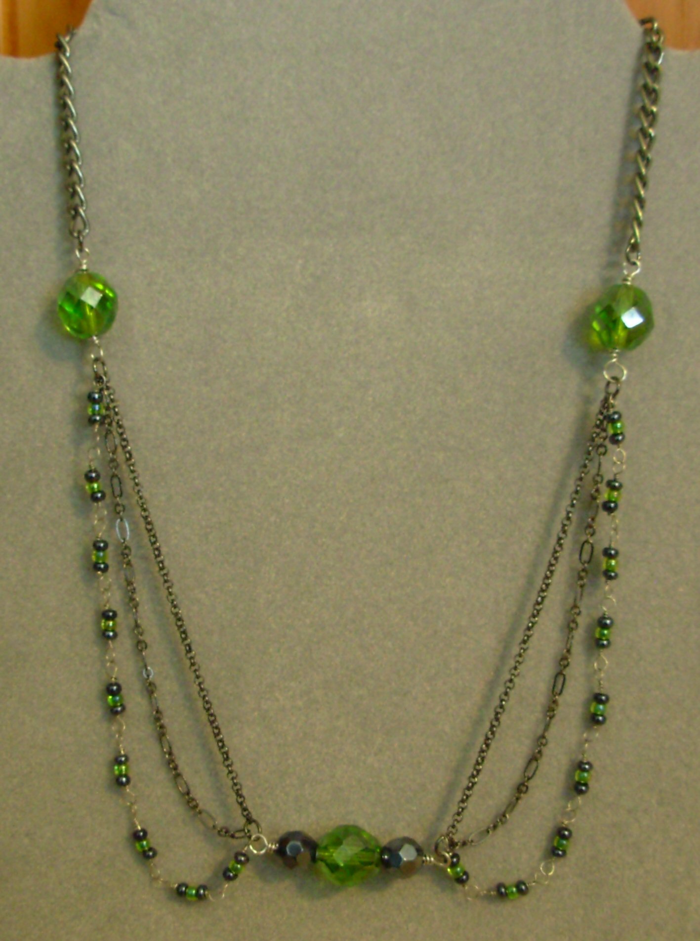 Chain Green Necklace